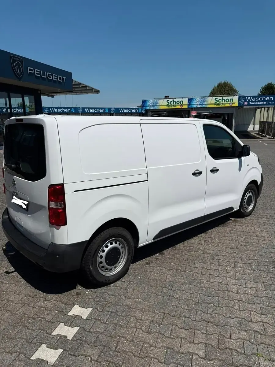 Gebraucht Citroën Jumpy 122 PS (89 kW) 2021 Weiß Van / Kleinbus