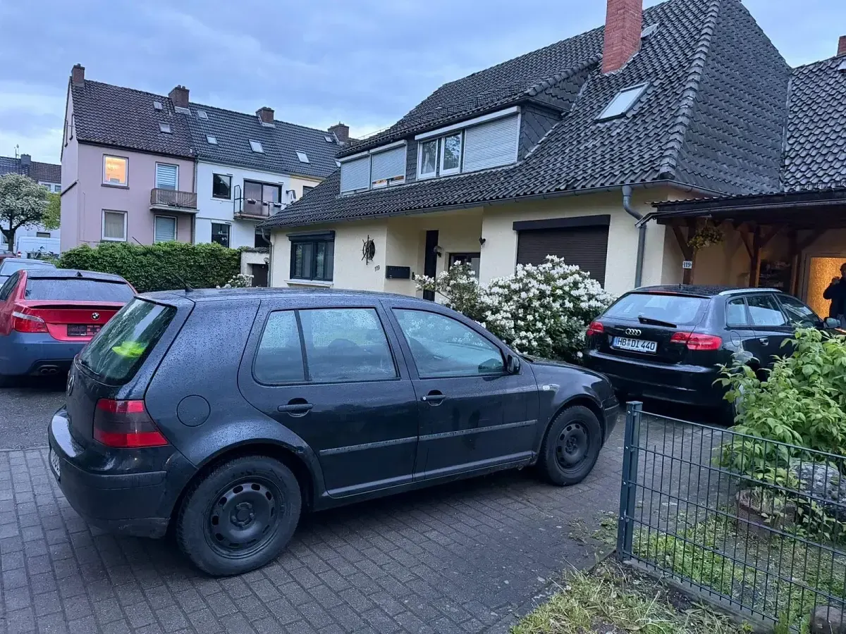 Gebraucht VW Golf IV 90 PS (66 kW) 2004 Blau Kleinwagen
