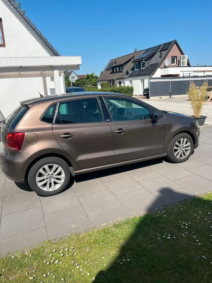 Gebraucht VW Polo Style 69 PS (50 kW) 2011 Braun Kleinwagen