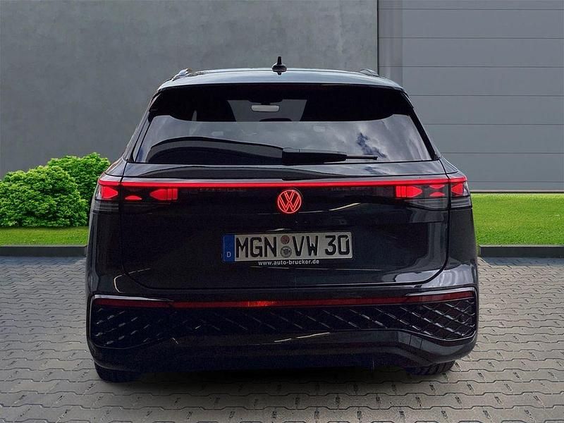 Gebraucht VW Tayron R-line 193 PS (141 kW) 2026 Grau SUV