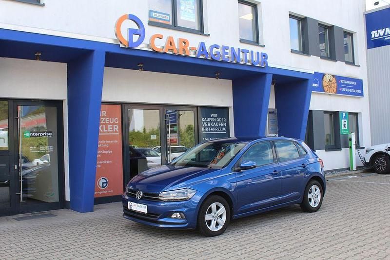 Blau Gebraucht 2019 VW Polo Comfortline Limousine | 14.490 € (Guter Preis) - Bild 1/4