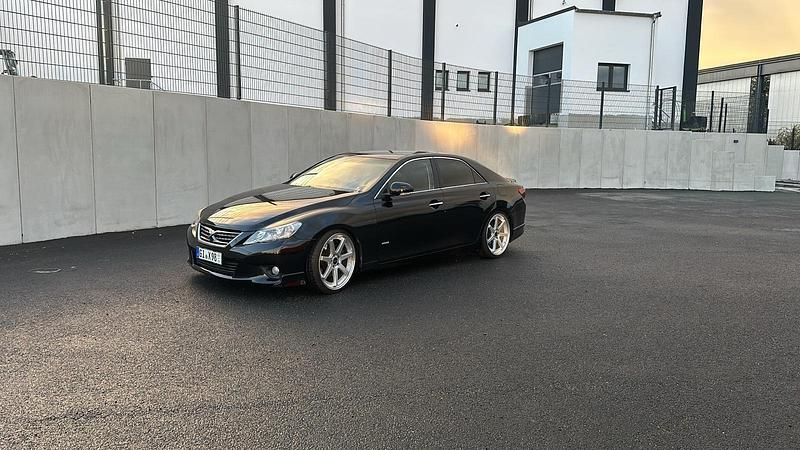 Gebraucht 2009 Toyota Mark X Limousine | 29.999 € - Bild 1/4