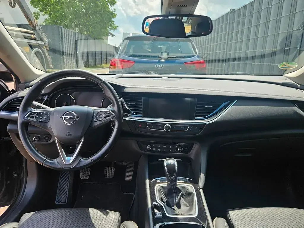 Gebraucht Opel Insignia Innovation 170 PS (125 kW) 2018 Schwarz Kombi