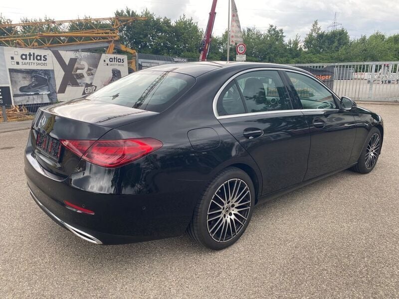 Gebraucht Mercedes C180 170 PS (125 kW) 2024 Schwarz Limousine