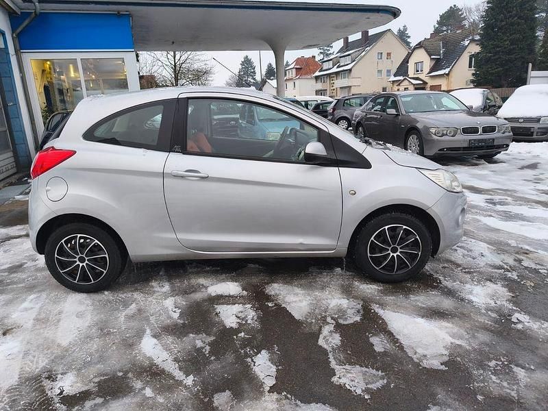 Gebraucht Ford Ka Trend 69 PS (50 kW) 2009 Silber Kleinwagen