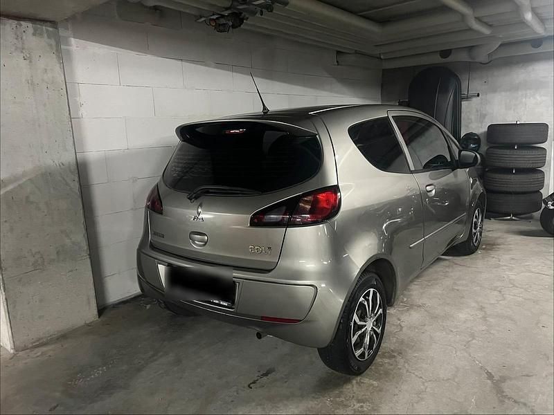 Gebraucht Mitsubishi Colt 95 PS (69 kW) 2008 Grau Kleinwagen