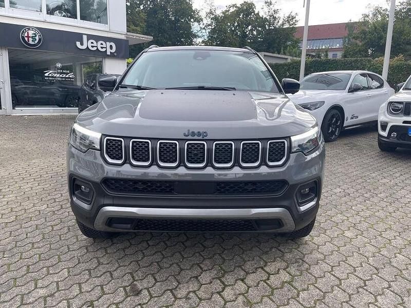 Gebraucht Jeep Compass 241 PS (177 kW) 2023 Stinggray clear coat SUV