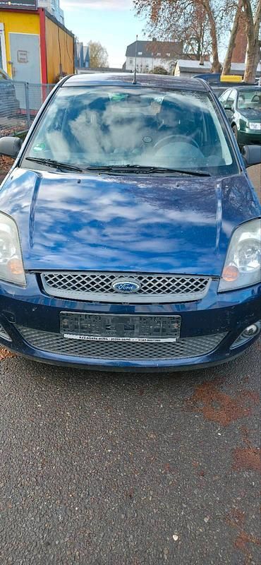 Blau Gebraucht 2006 Ford Fiesta Kleinwagen | 850 € (Superpreis) - Bild 1/4