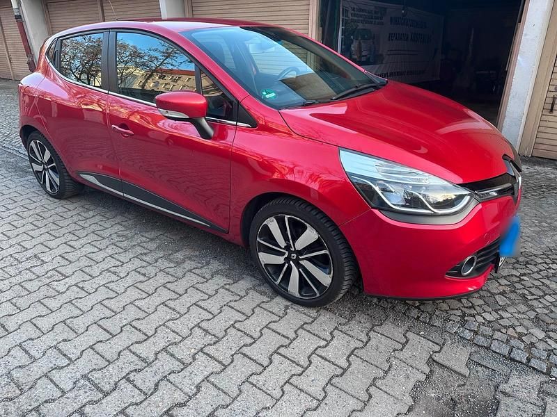 Gebraucht Renault Clio IV Intens 90 PS (66 kW) 2016 Rot Limousine