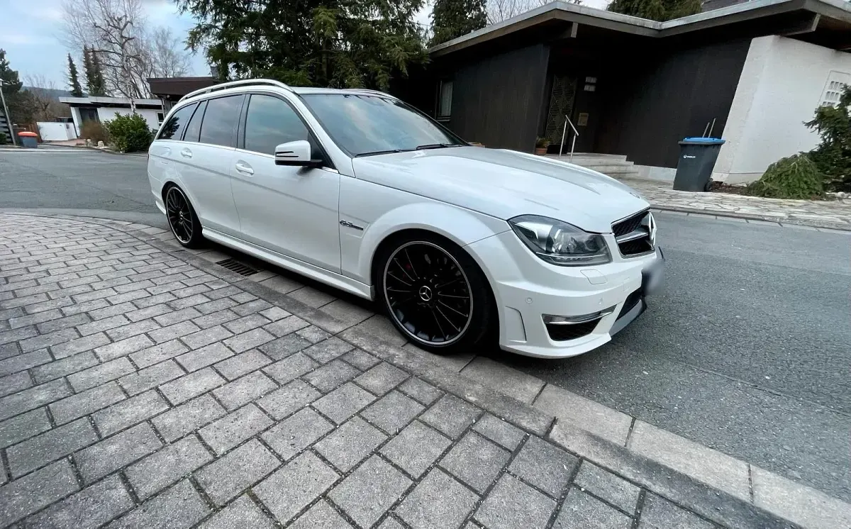 Gebraucht Mercedes C63 AMG AMG 487 PS (358 kW) 2013 Weiß Kombi