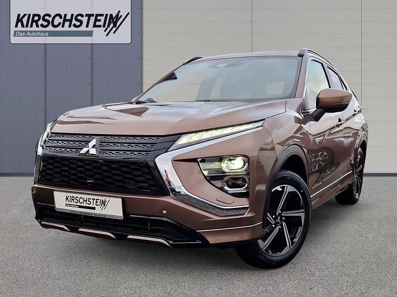 Gebraucht Mitsubishi Eclipse Cross Select 188 PS (138 kW) 2024 Braun SUV