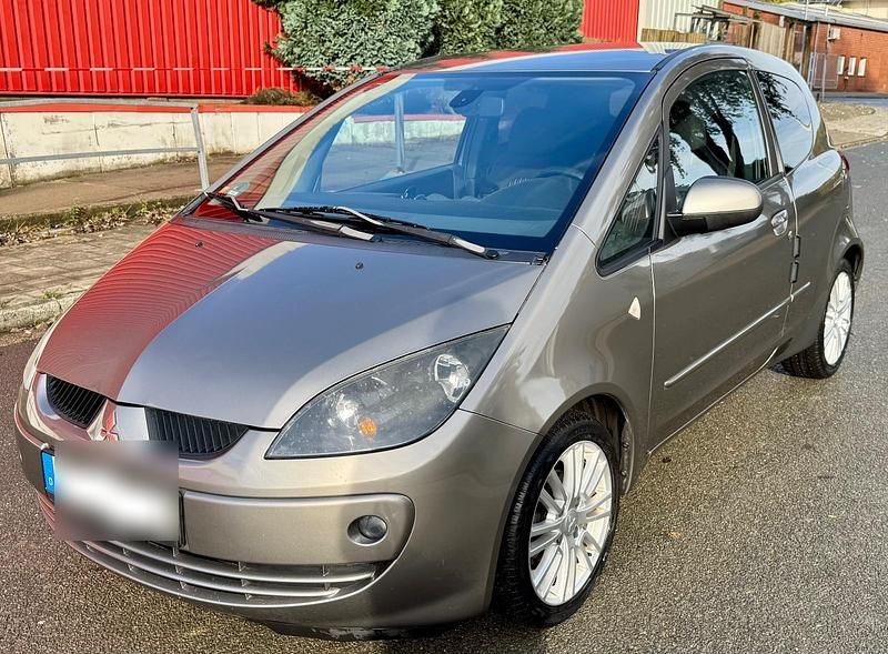 Grau Gebraucht 2007 Mitsubishi Colt Kleinwagen | 2.200 € (Guter Preis) - Bild 1/4