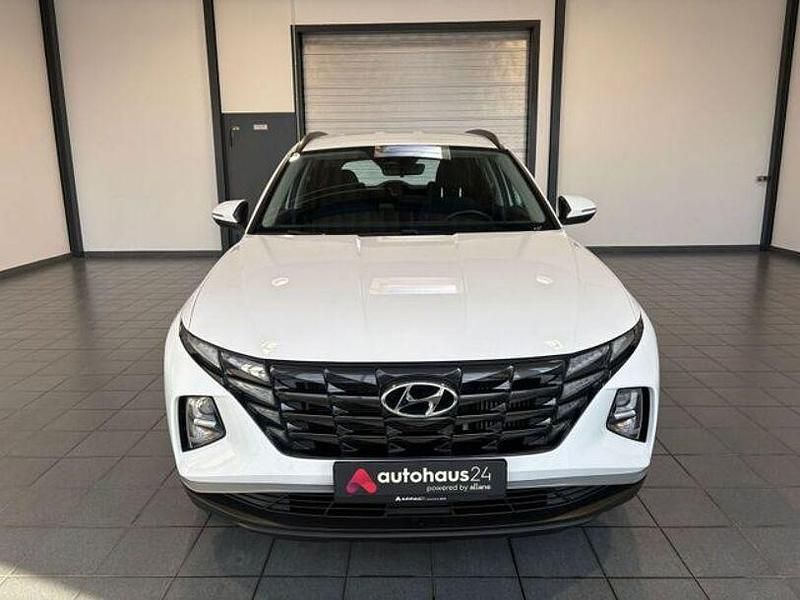 Gebraucht Hyundai Tucson Select 150 PS (110 kW) 2024 Weiß SUV