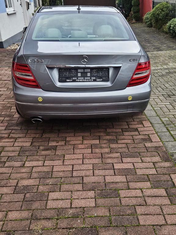 Gebraucht Mercedes C220 170 PS (125 kW) 2012 Silber Limousine