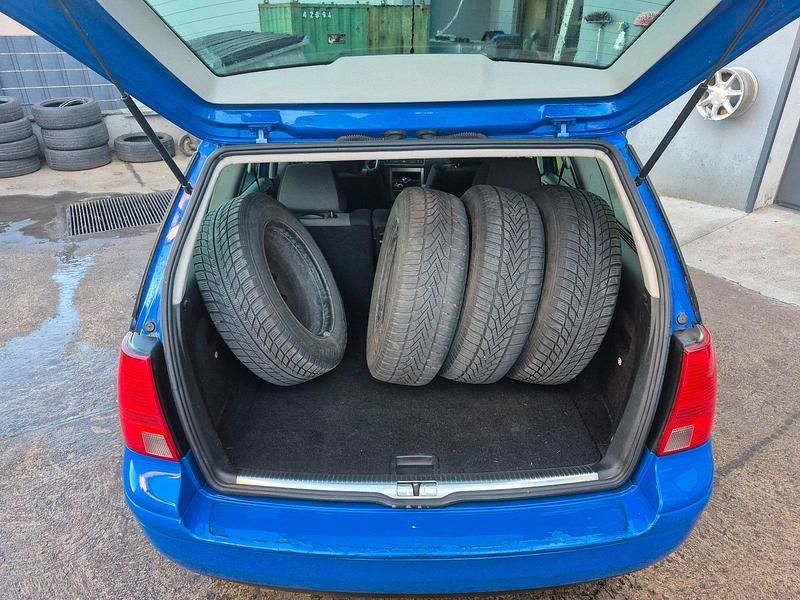 Gebraucht VW Bora 105 PS (77 kW) 2002 Blau Kombi