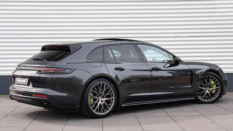 Gebraucht Porsche Panamera Sport Turismo 330 PS (242 kW) 2018 Grau Limousine
