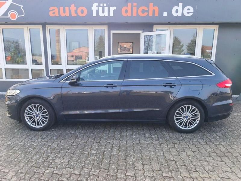 Gebraucht Ford Mondeo Titanium 188 PS (138 kW) 2022 Blau (metallic) Kombi