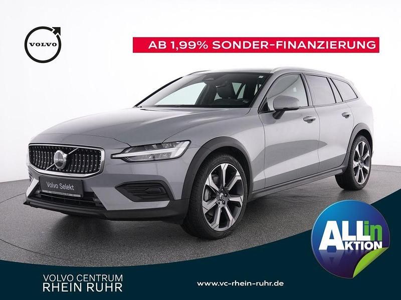 Grau Gebraucht 2023 Volvo V60 CC Plus Kombi | 37.990 € (Guter Preis) - Bild 1/3