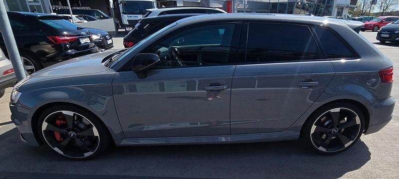 Gebraucht Audi RS3 Ambiente 400 PS (294 kW) 2018 Grau Limousine