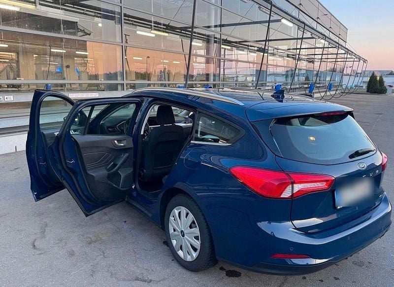 Gebraucht Ford Focus Active 125 PS (91 kW) 2019 Blau Kombi