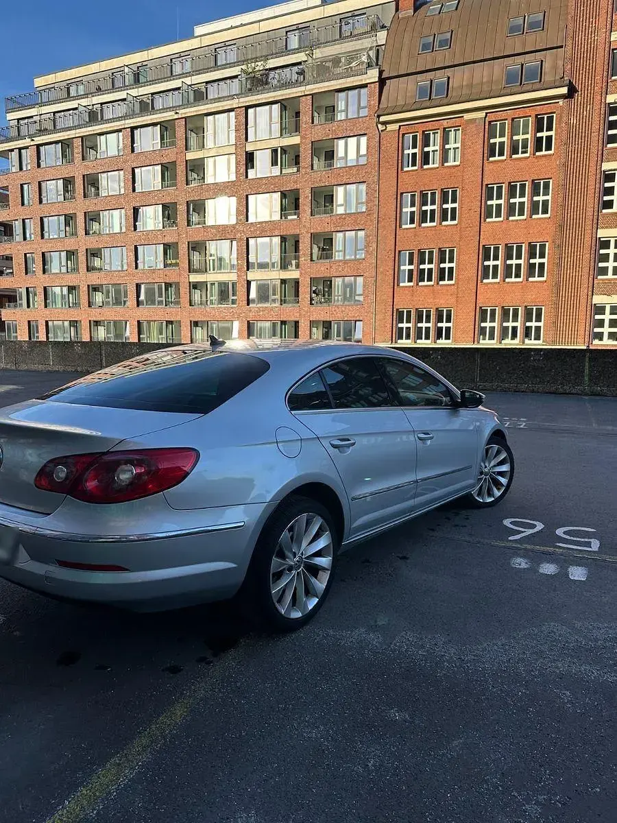 Gebraucht VW CC 160 PS (117 kW) 2010 Grau Limousine
