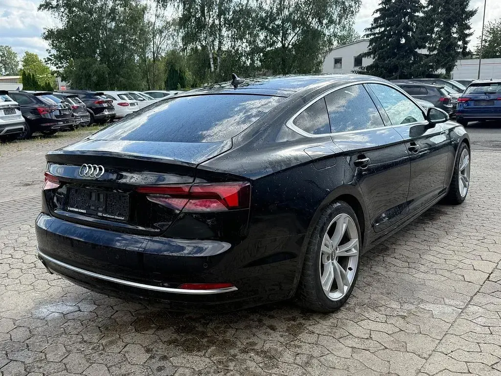 Gebraucht Audi A5 Sport 190 PS (139 kW) 2019 Schwarz Coupé