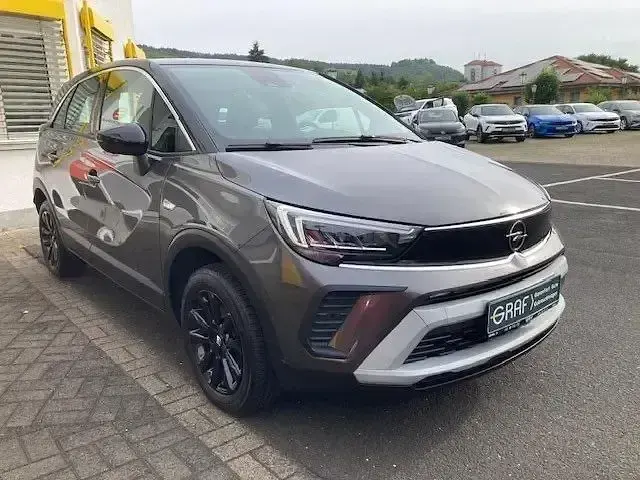 Gebraucht Opel Crossland Elegance 131 PS (96 kW) 2022 Mondstein grau dach schwarz SUV