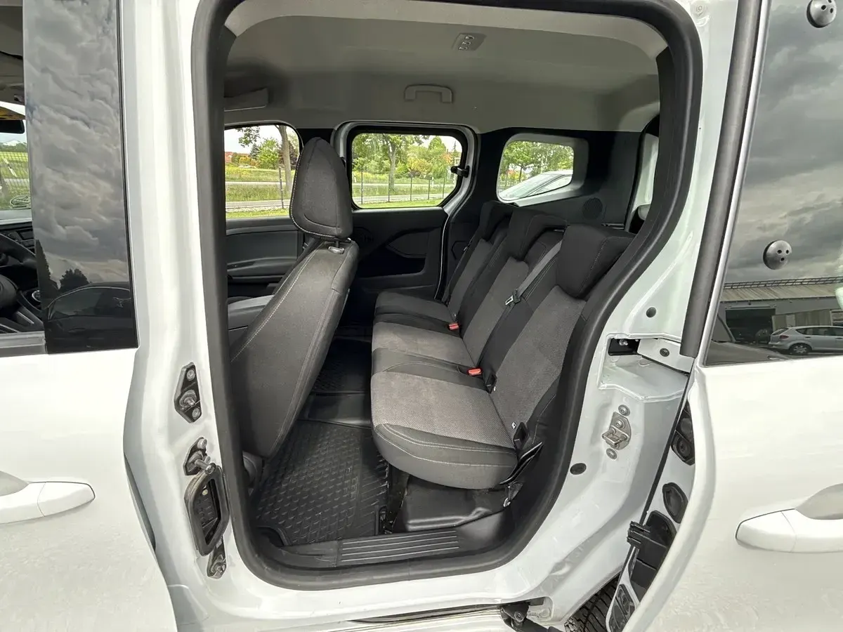 Gebraucht Mercedes Citan 110 102 PS (75 kW) 2023 Metallic Van / Kleinbus