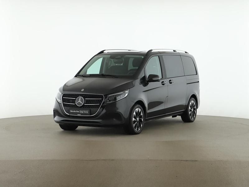 Gebraucht Mercedes V300 Style 237 PS (174 kW) 2025 Grau Van / Kleinbus