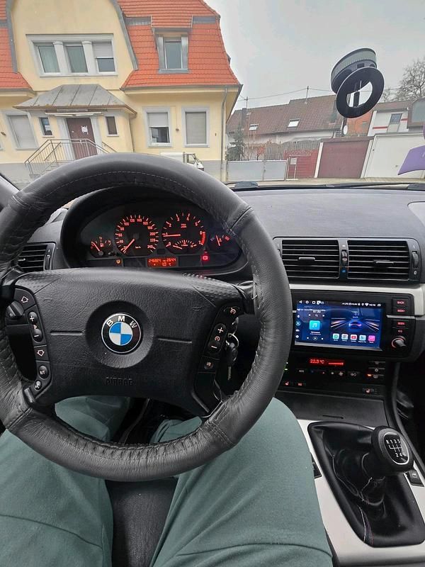 Gebraucht BMW 318 143 PS (105 kW) 2002 Grau Limousine