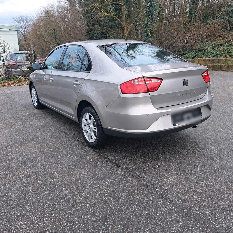 Gebraucht Seat Toledo 105 PS (77 kW) 2013 Gold Kleinwagen