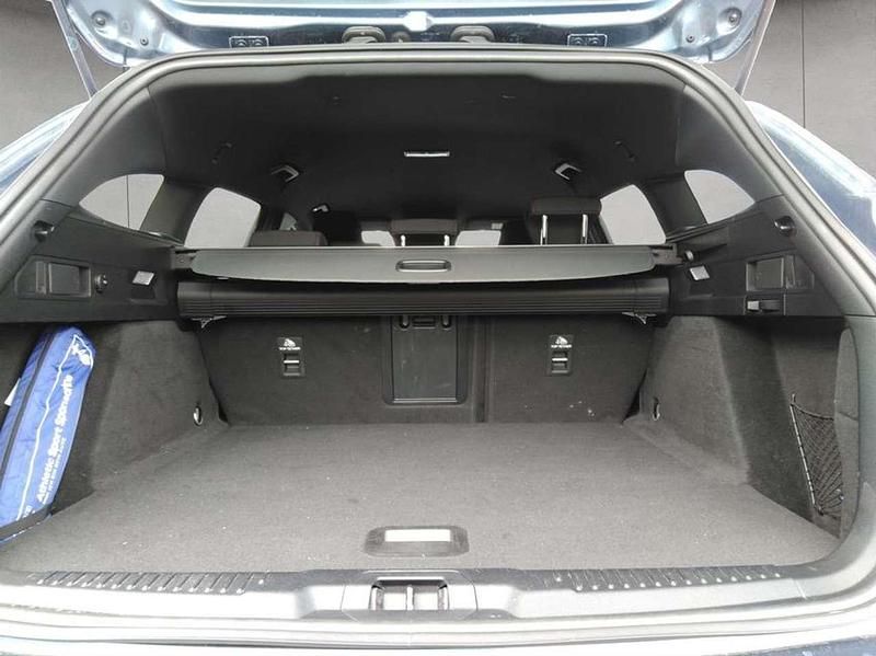 Gebraucht Ford Focus ST-Line X 125 PS (91 kW) 2023 Chrome blue metallic Kombi