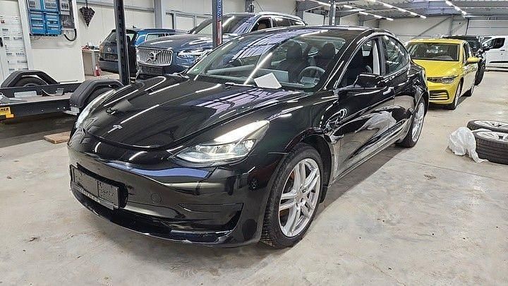 Gebraucht Tesla Model 3 RWD 239 kW (325 PS) 2022 Schwarz Limousine