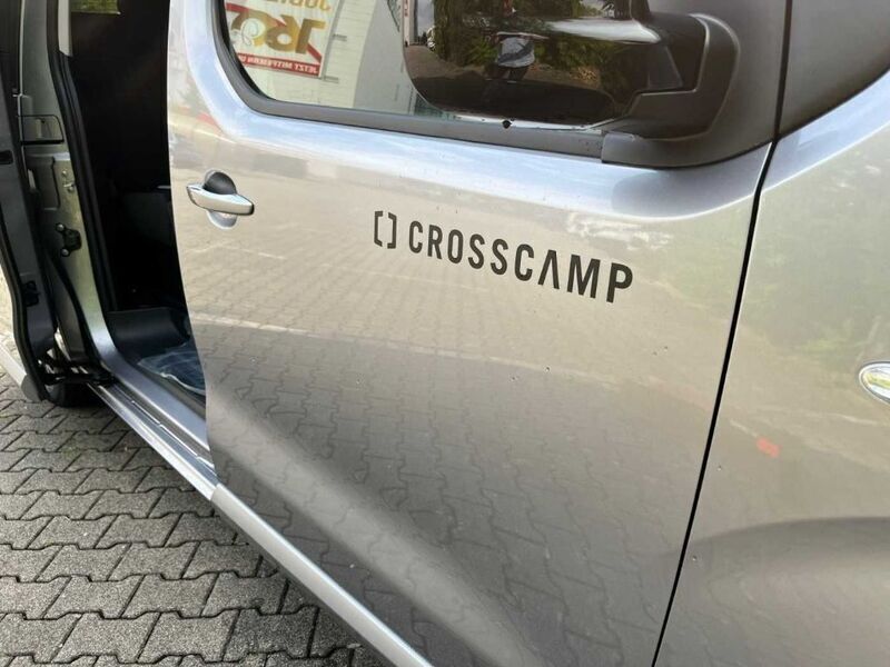 Gebraucht Toyota Proace 177 PS (130 kW) 2024 Silber Van / Kleinbus