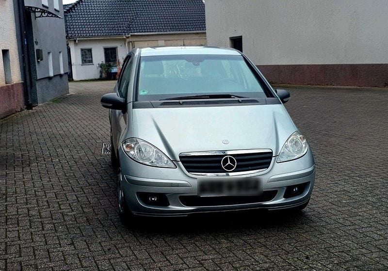 Gebraucht Mercedes A150 95 PS (69 kW) 2006 Silber Kleinwagen
