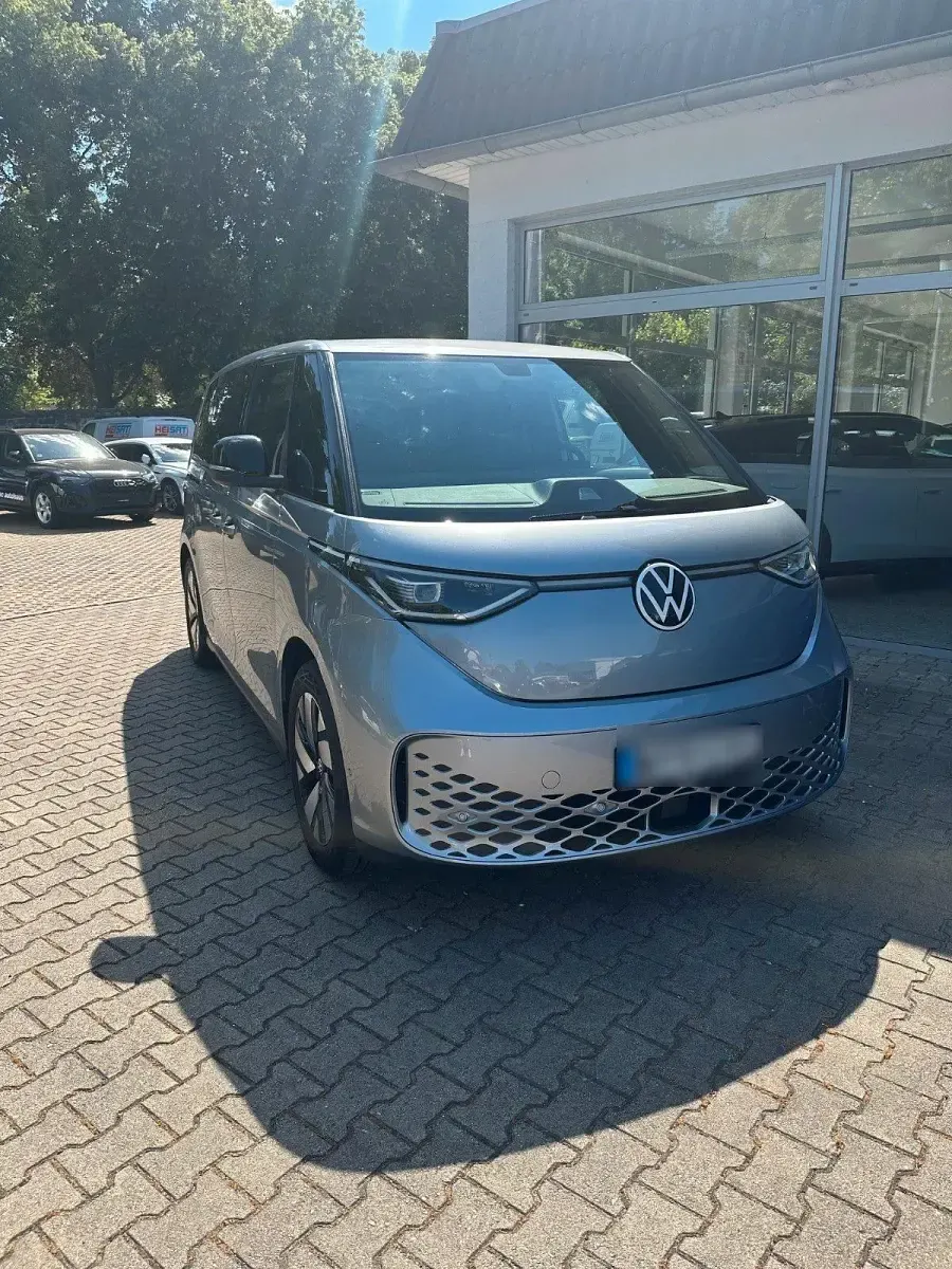 Gebraucht VW ID. Buzz Comfortline 150 kW (204 PS) 2023 Silber Van / Kleinbus