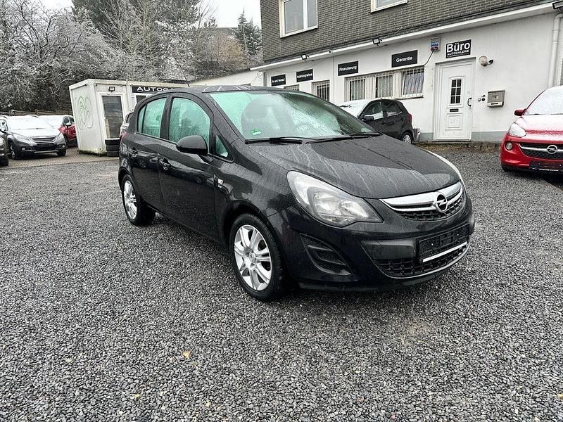 Gebraucht Opel Corsa Energy 69 PS (50 kW) 2014 Schwarz Limousine
