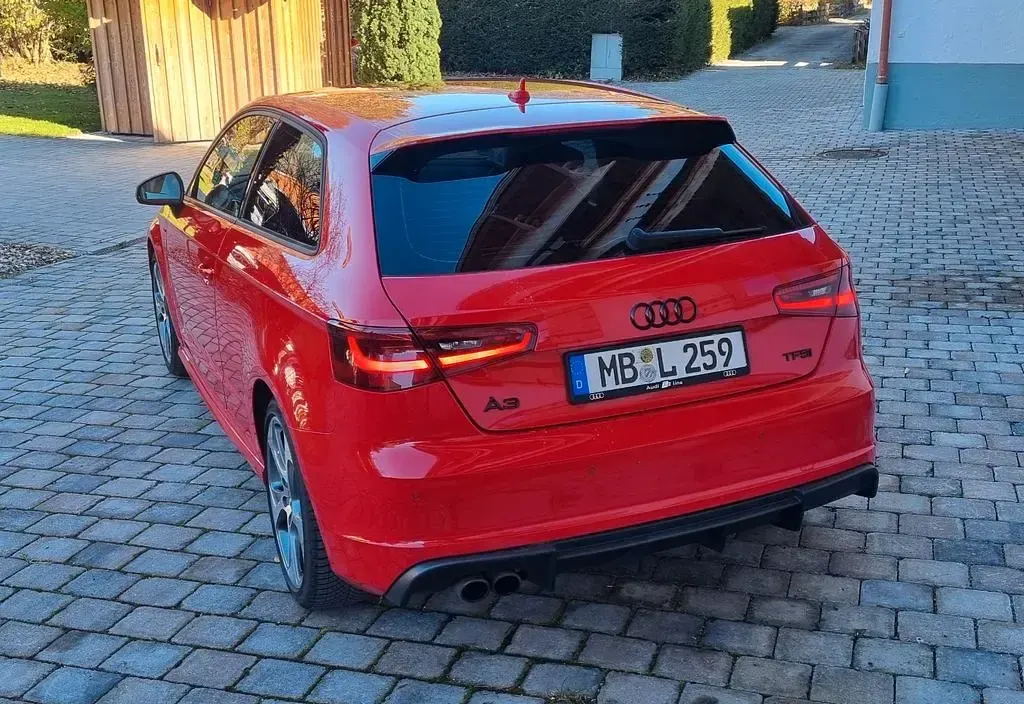 Gebraucht Audi A3 S-Line 179 PS (131 kW) 2012 Rot Kleinwagen