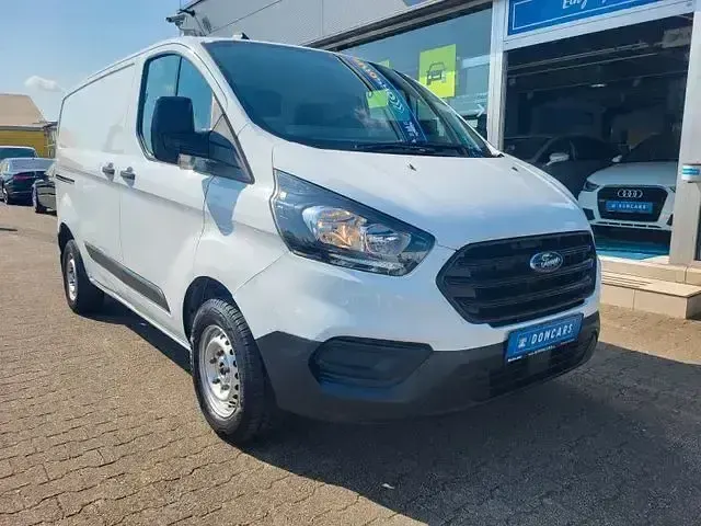 Gebraucht Ford Transit 107 PS (78 kW) 2020 Weiß Van / Kleinbus