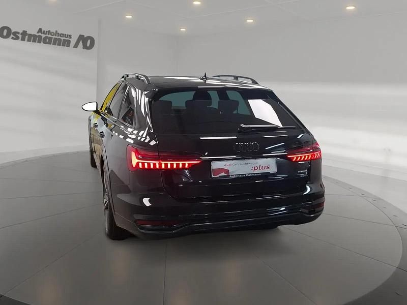 Gebraucht Audi A6 Ambiente 344 PS (253 kW) 2022 Mythosschwarz metallic Kombi