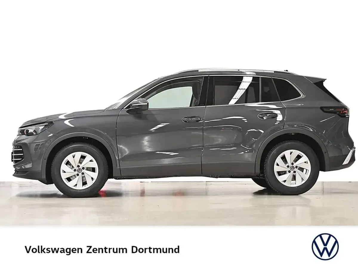 Neu VW Tiguan Elegance 150 PS (110 kW) 2026 Delfingrau metallic SUV