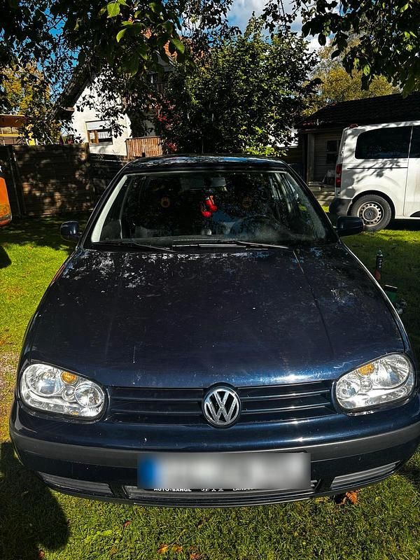 Gebraucht 1998 VW Golf IV Kleinwagen | 2.500 € (Etwas zu teuer) - Bild 1/4