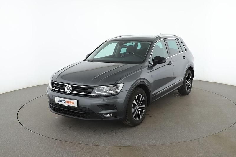 Grau Gebraucht 2020 VW Tiguan IQ Drive SUV | 21.450 € (Guter Preis) - Bild 1/3
