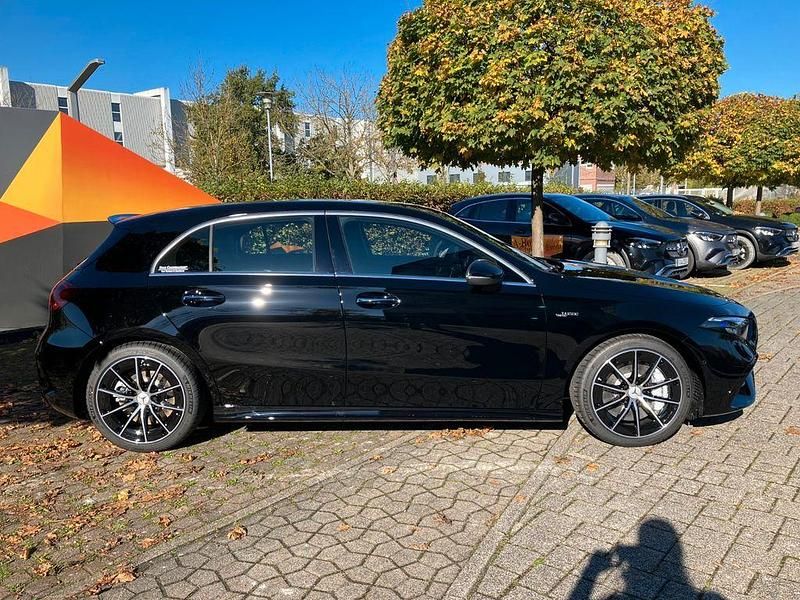 Gebraucht Mercedes A35 AMG AMG 306 PS (225 kW) 2024 Schwarz Limousine