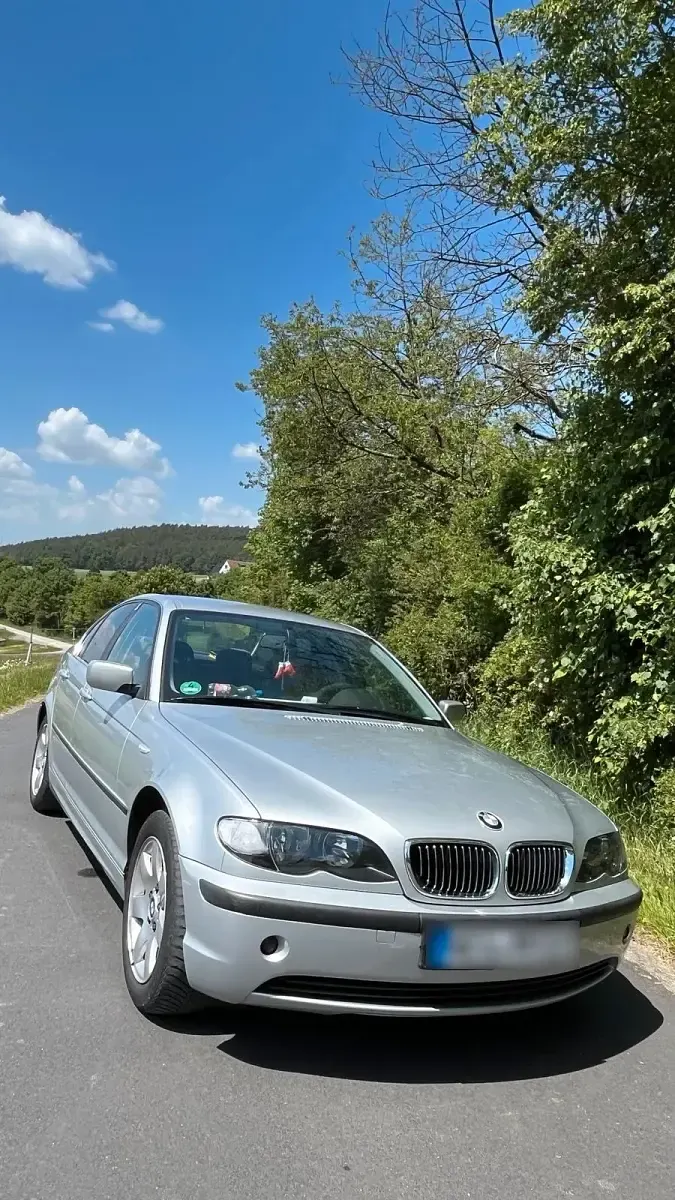 Gebraucht BMW 320 170 PS (125 kW) 2002 Grau Limousine
