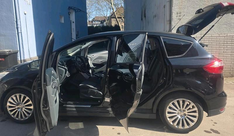 Gebraucht Ford C-MAX 105 PS (77 kW) 2014 Schwarz Van / Kleinbus