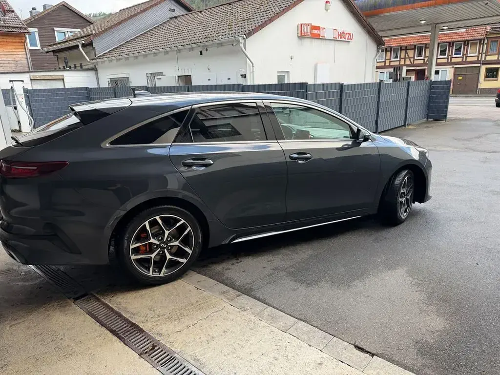 Gebraucht Kia ProCeed 139 PS (102 kW) 2021 Grau Kombi