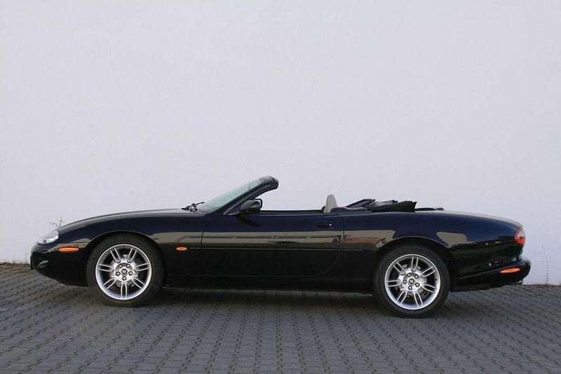 Gebraucht Jaguar XK8 284 PS (208 kW) 1998 Schwarz Cabrio