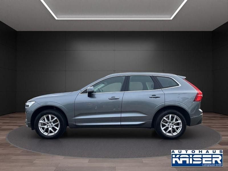 Gebraucht Volvo XC60 Momentum 197 PS (144 kW) 2021 Grau SUV