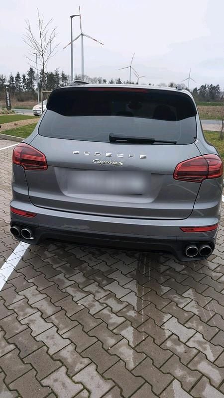 Gebraucht Porsche Cayenne S E-Hybrid 416 PS (305 kW) 2015 Grau SUV